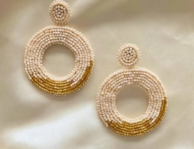 Oorbellen en sieraden
