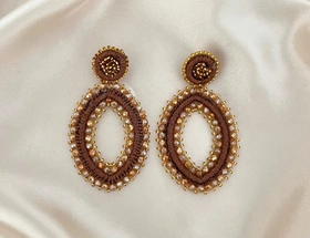 Oorbellen en sieraden